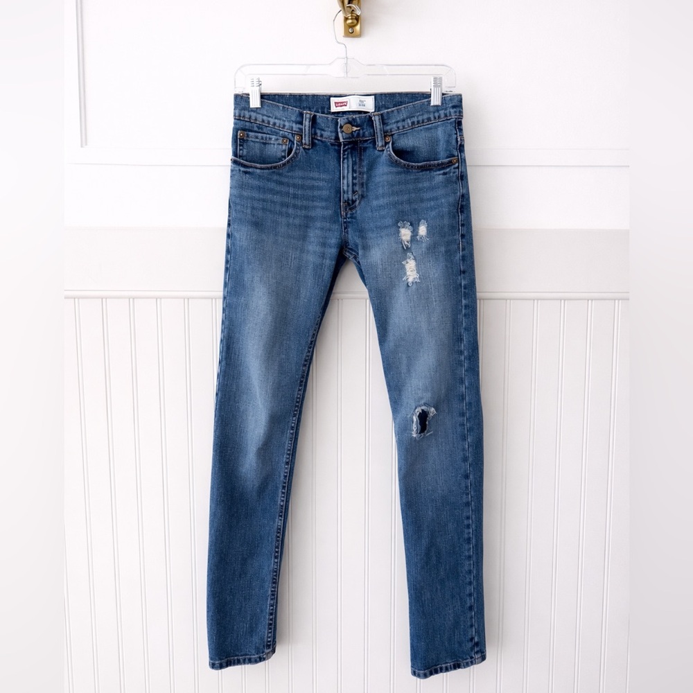 Levi's Medium Blue Men's Skinny Jeans with Distressed Details